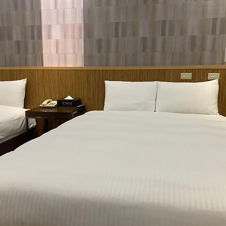 Taipei Toy Hotel Екстериор снимка