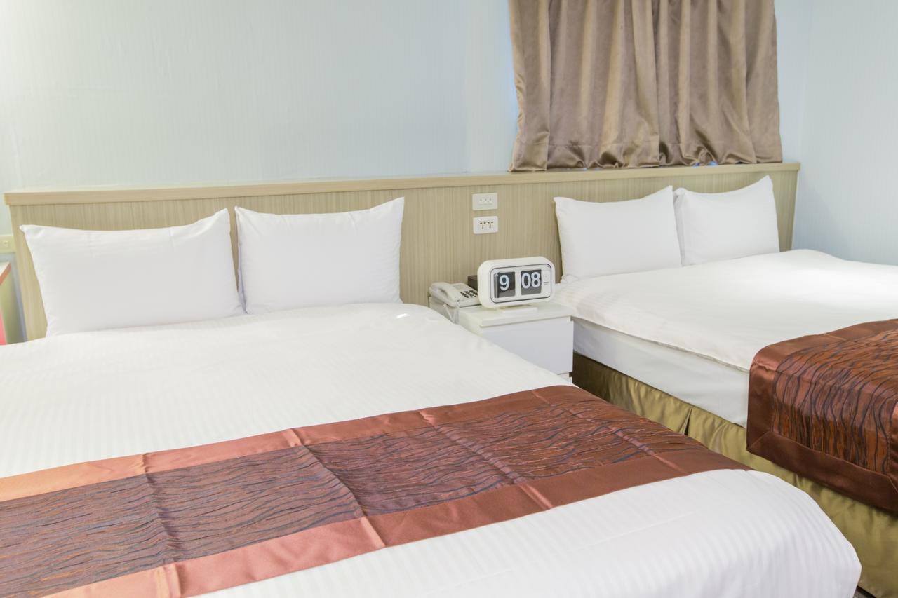 Taipei Toy Hotel Екстериор снимка